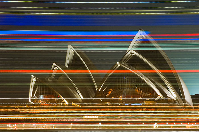 Sydney Opera House on the Move: click for previous image